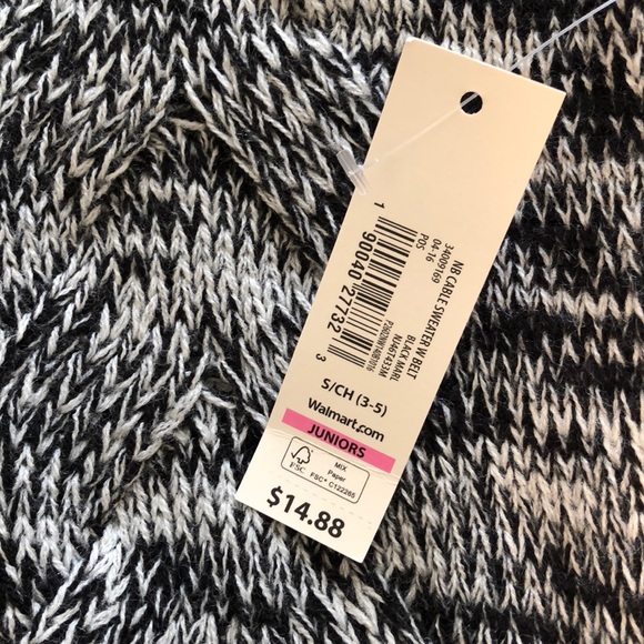 Black and white sweater with belt - Picture 2 of 2